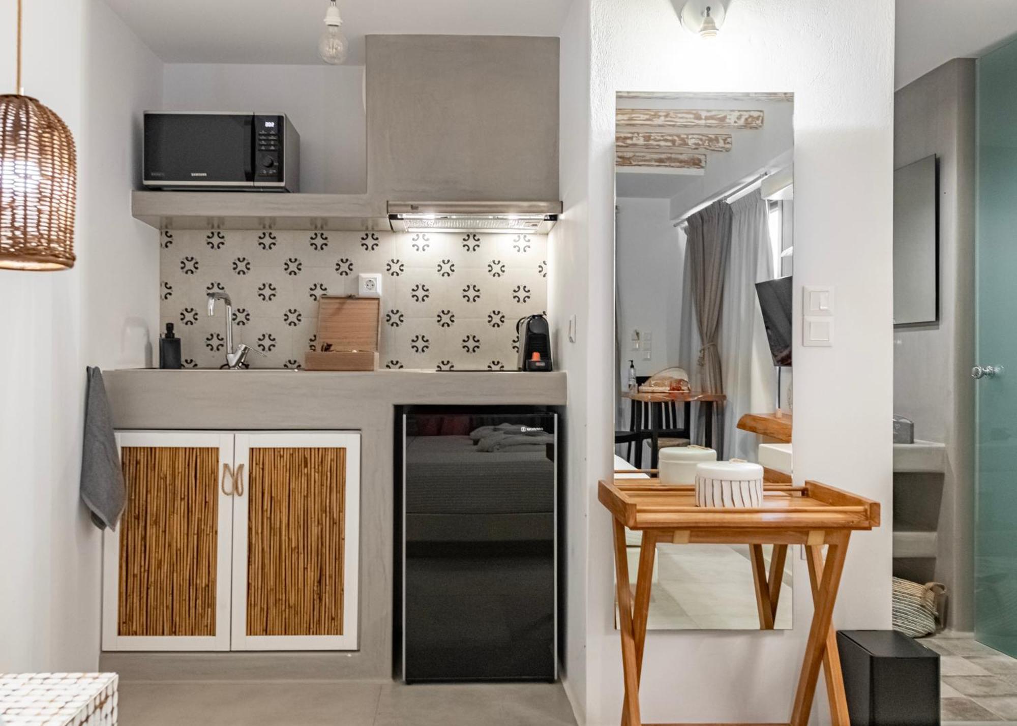 Aelia Suites Adamantas  Zewnętrze zdjęcie